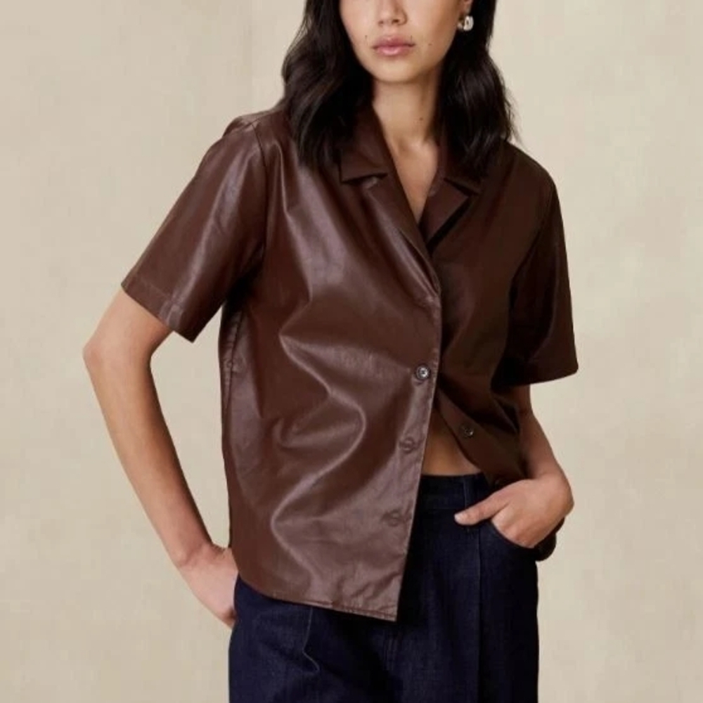 Banana Republic Womens Bordeaux Vegan Leather Short Sleeve Shirt - Size S